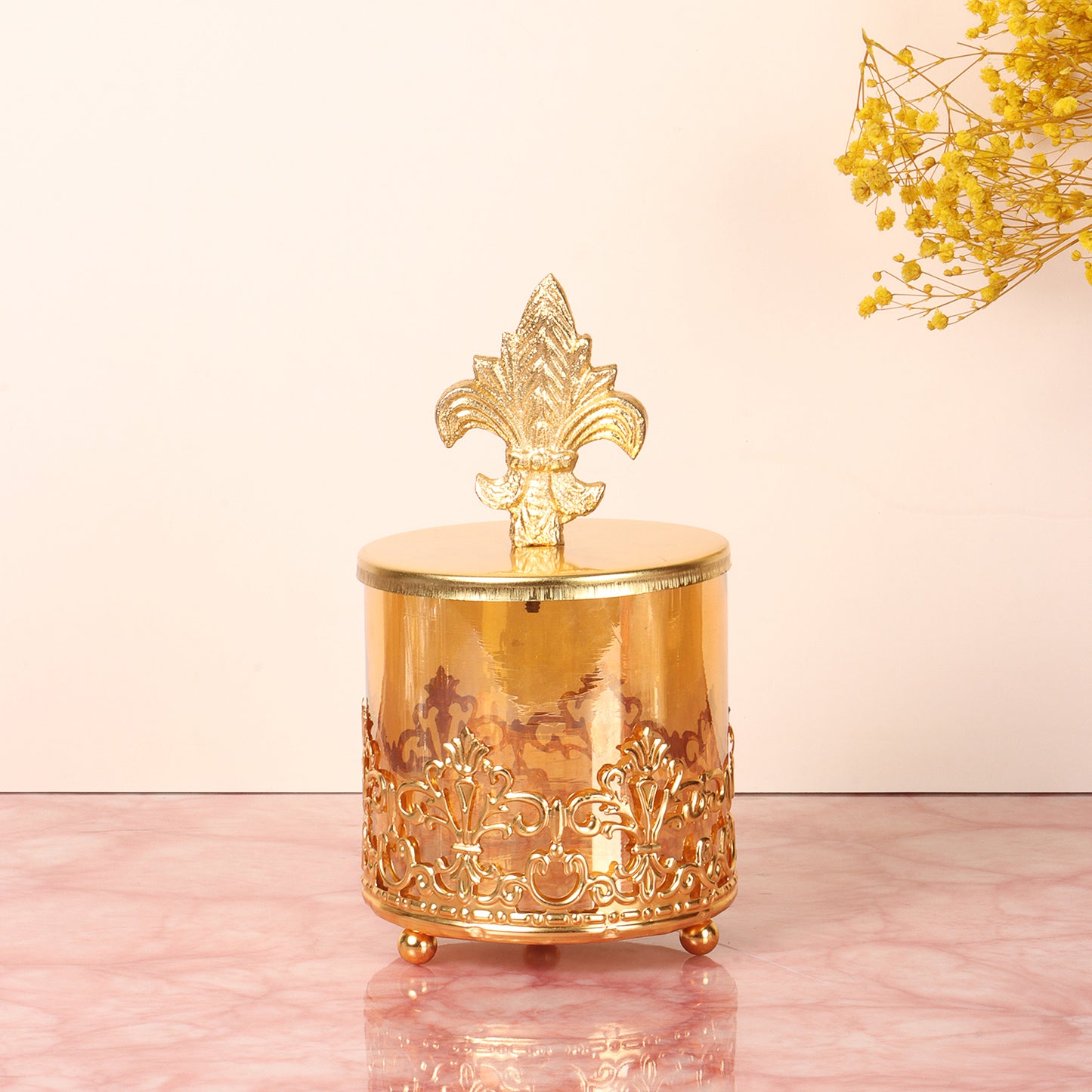 Glass Jar with Beautiful Metal Mesh Bottom