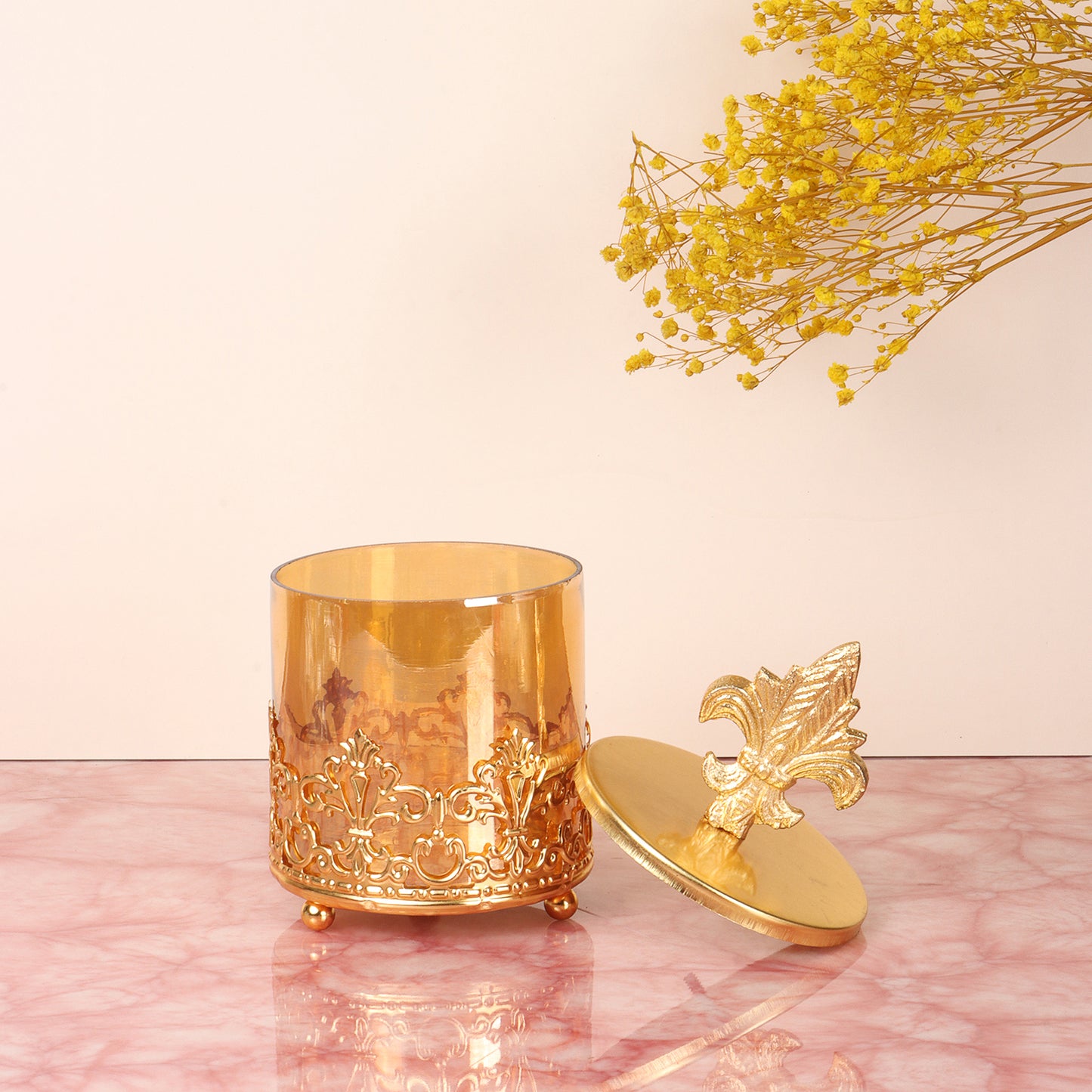 Glass Jar with Beautiful Metal Mesh Bottom